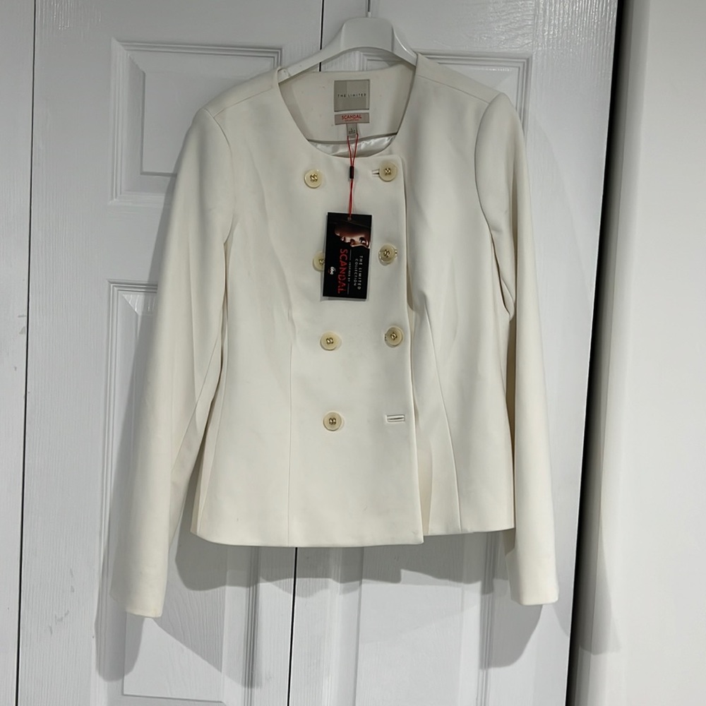 Double breasted woman’s suit top from the scandal collection the limited size L